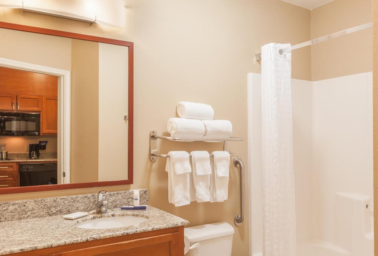 Candlewood Suites Houston I-10 East By Ihg Екстериор снимка