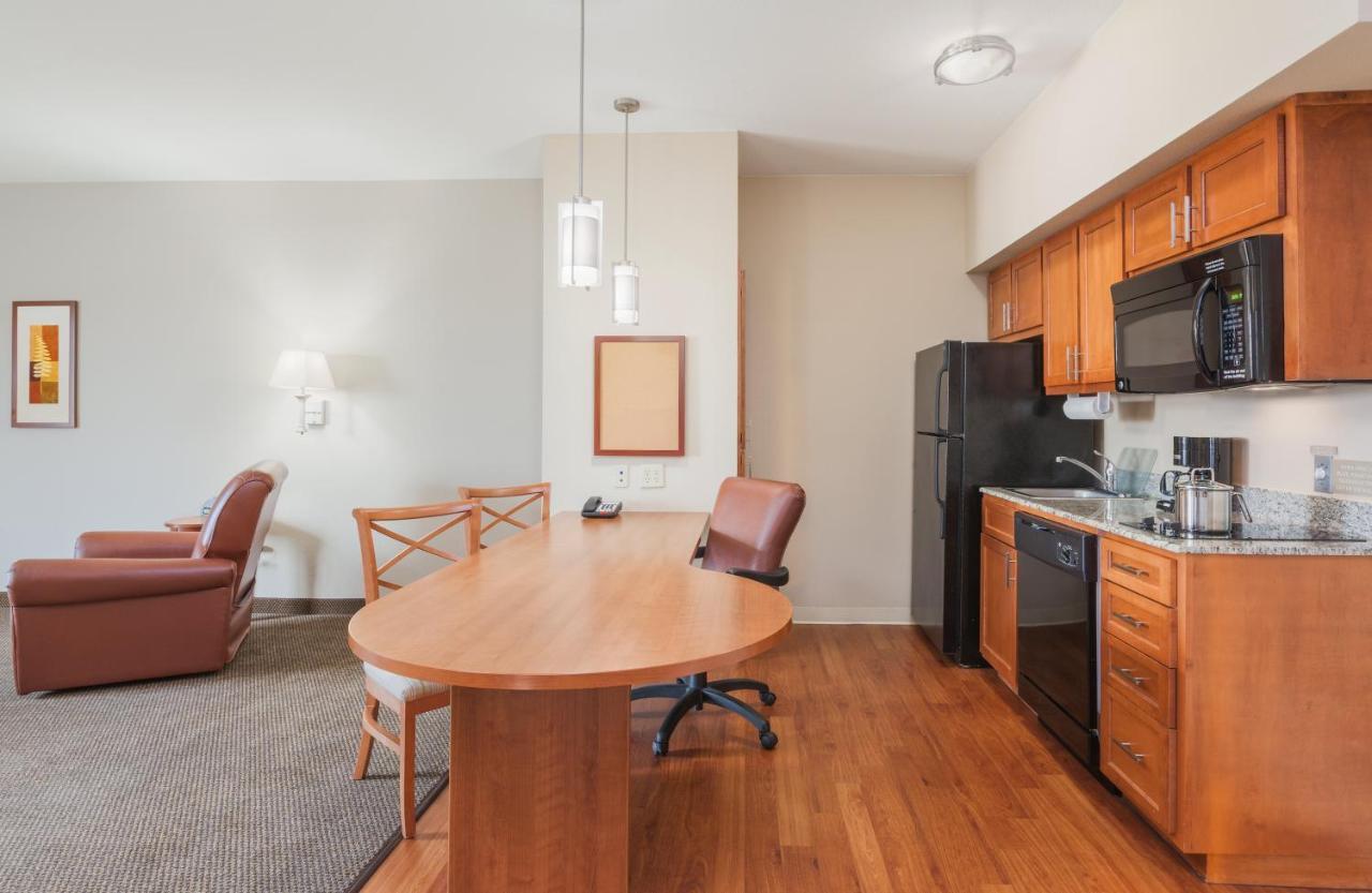 Candlewood Suites Houston I-10 East By Ihg Екстериор снимка
