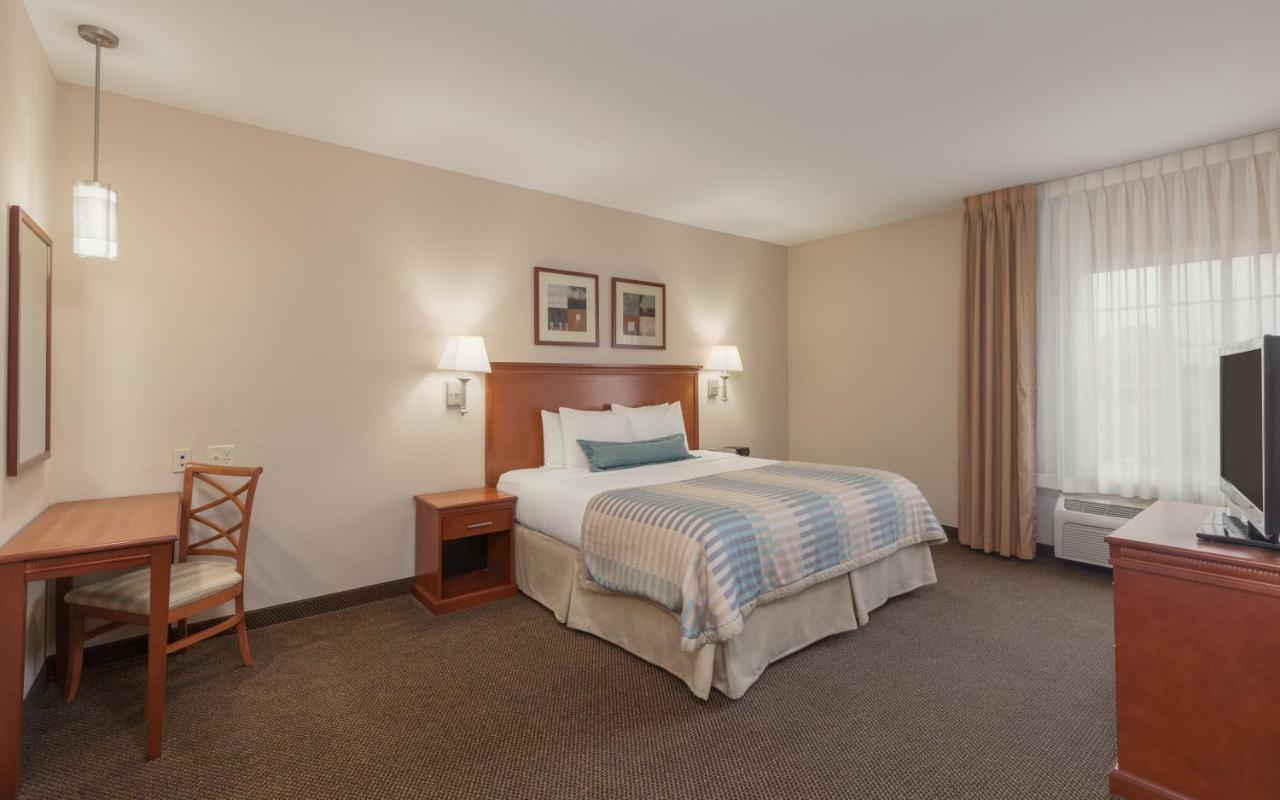 Candlewood Suites Houston I-10 East By Ihg Екстериор снимка