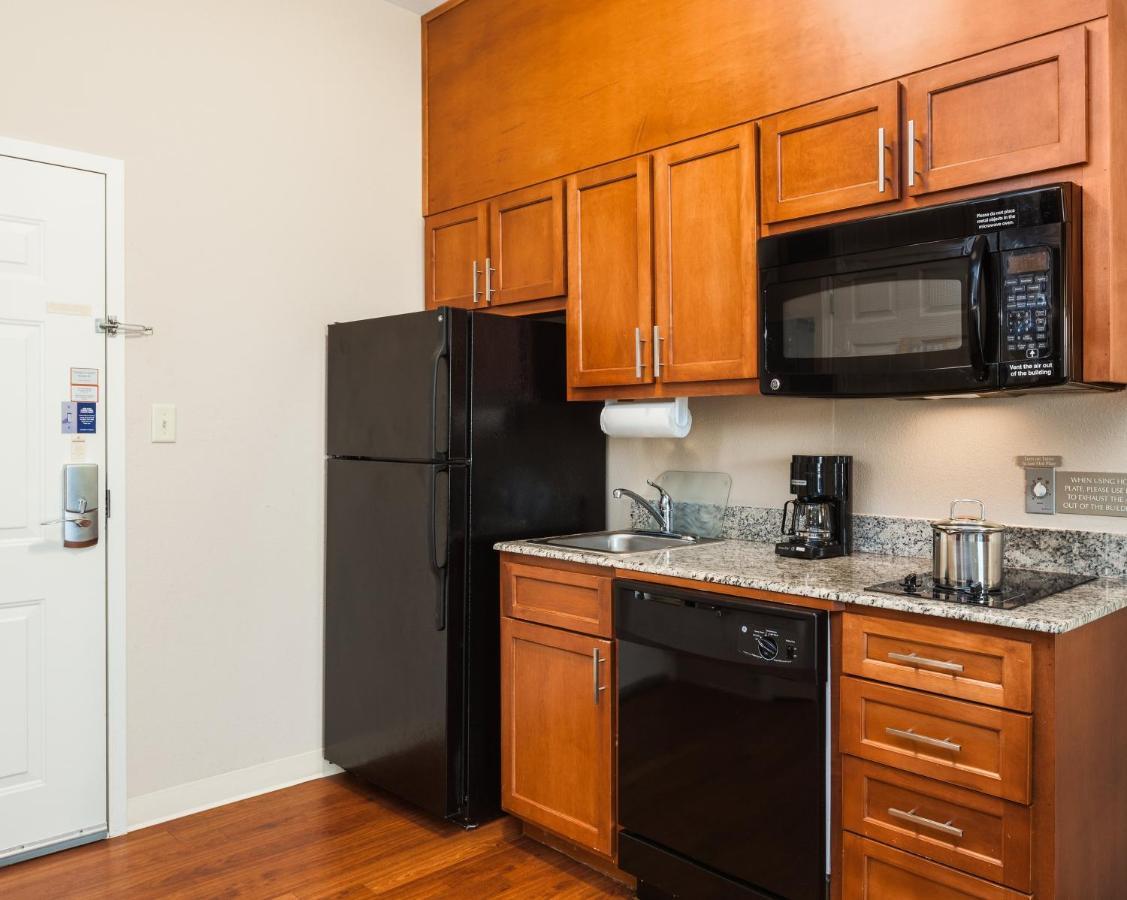 Candlewood Suites Houston I-10 East By Ihg Екстериор снимка